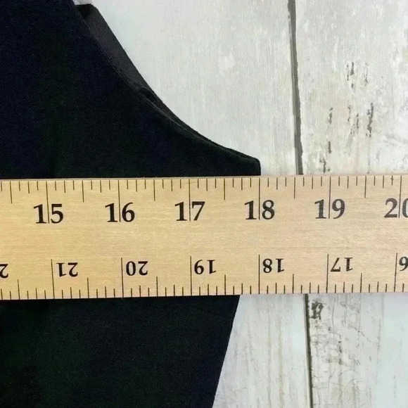 H&M dress size 12 detail back black/white form fitting - Picture 9 of 11